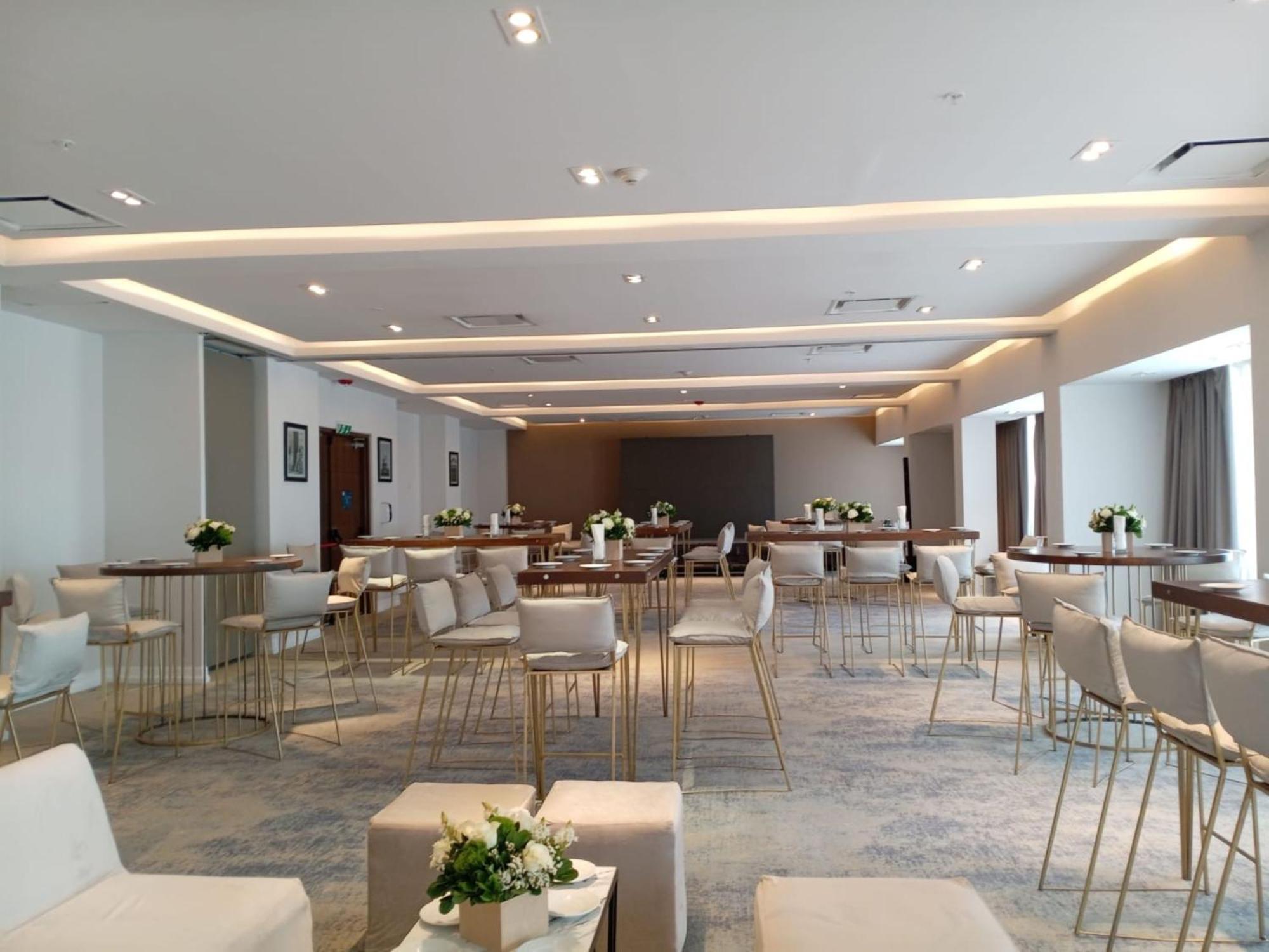 Hotel Indigo Guadalajara Expo By Ihg Exterior photo